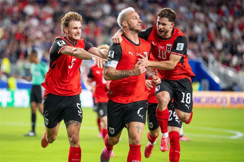 Marko Arnautovic glänzt als bester Spieler der österreichischen Fußballnationalmannschaft auf dem Spielfeld