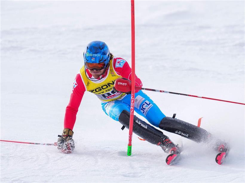 Matthieu Osch beim Skilanglauf, bereitet sich auf seine dritten Olympischen Spiele in Italien vor