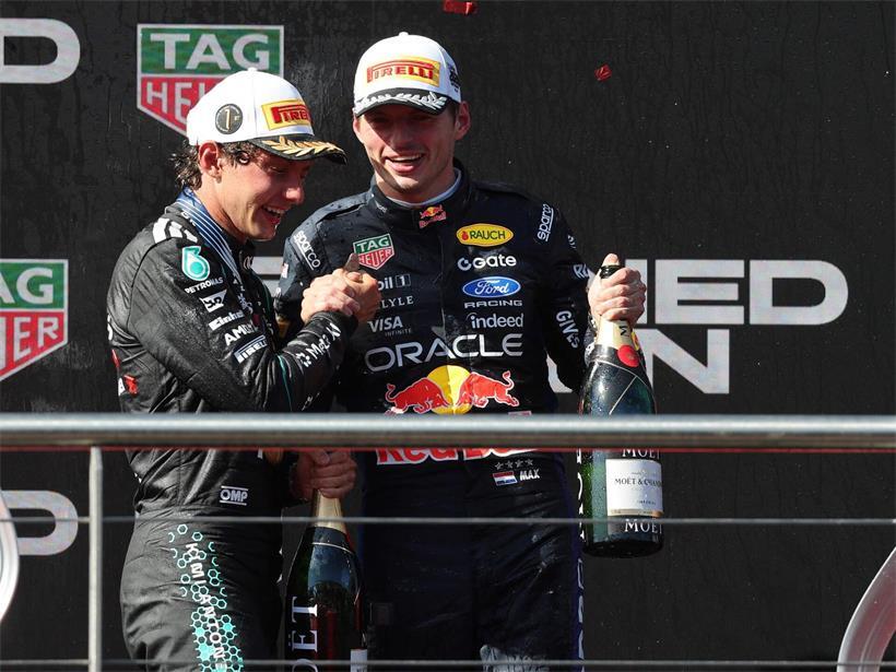 Max Verstappen könnte mit seinen Siegambitionen Mercedes um Kimi Antonelli ärgern