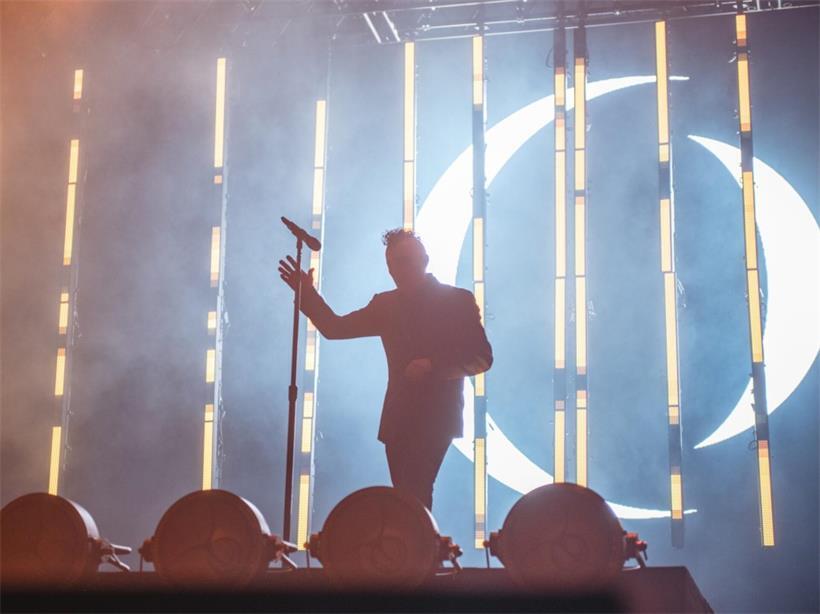 Maynard Keenan im Gegenlicht: Anstrahlen ließ sich der fotoscheue Frontmann nicht