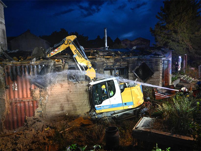 Brand im Escher „Benu Village“ – Löscharbeiten bis spät in die Nacht