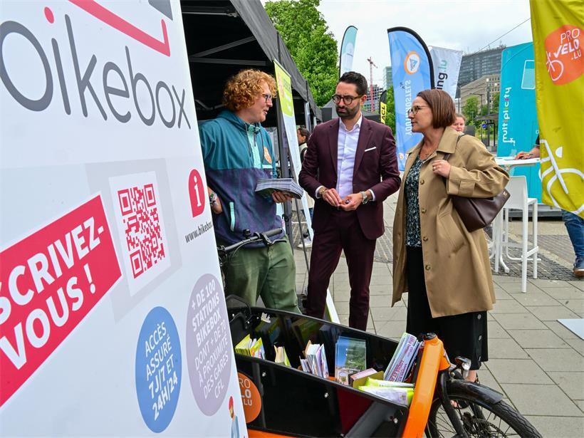 Mobilitätsministerin Yuriko Backes und Tourismusminister Eric Thill präsentieren Fortschritte beim Radwegeausbau am Weltfahrradtag in Pfaffenthal-Kirchberg