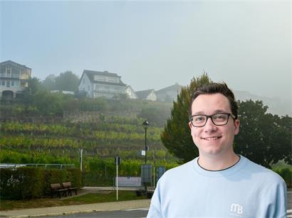 Nach kalten Nächten kann sich in Tälern und Senken Nebel halten
