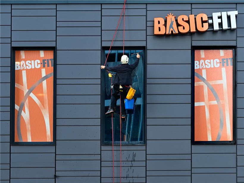 Gestohlene persönliche Daten von Basic-Fit-Kunden wie Namen, Adressen, E-Mails, Telefon, Geburtsdaten und Bankverbindungen