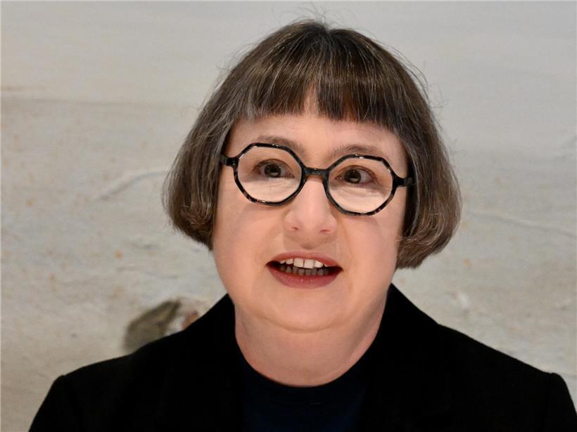 Porträt von Nathalie Jacoby, erfolgreiche Unternehmerin und Expertin für nachhaltiges Management in moderner Geschäftsumgebung