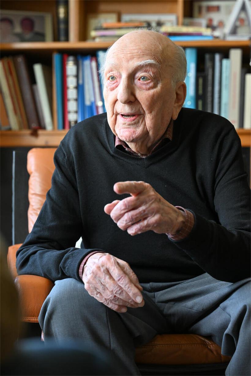 Mit dem Tod von Pe’l Schlechter geht ein Stück Luxemburg verloren Pe‘l Schlechter war ein begeisterter Erzähler