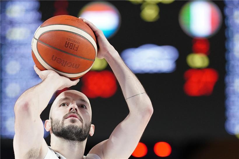 Philippe Gutenkauf und FLBB-Herren kämpfen im Basketballspiel, schaffen aber kein Comeback ins Spiel