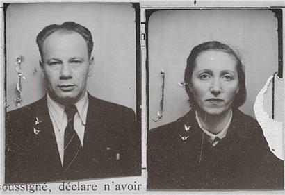 Max und Kreine Gold bei ihrer Ankunftserklärung in Brüssel, April 1942, historische Aufnahme Zweiter Weltkrieg