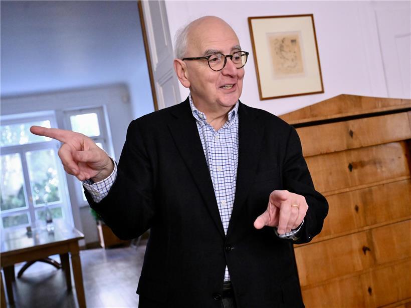 Porträt von Olivier Frank, ehemaliger Leiter des Institut Pierre Werner bis 2011, jetzt im Ruhestand