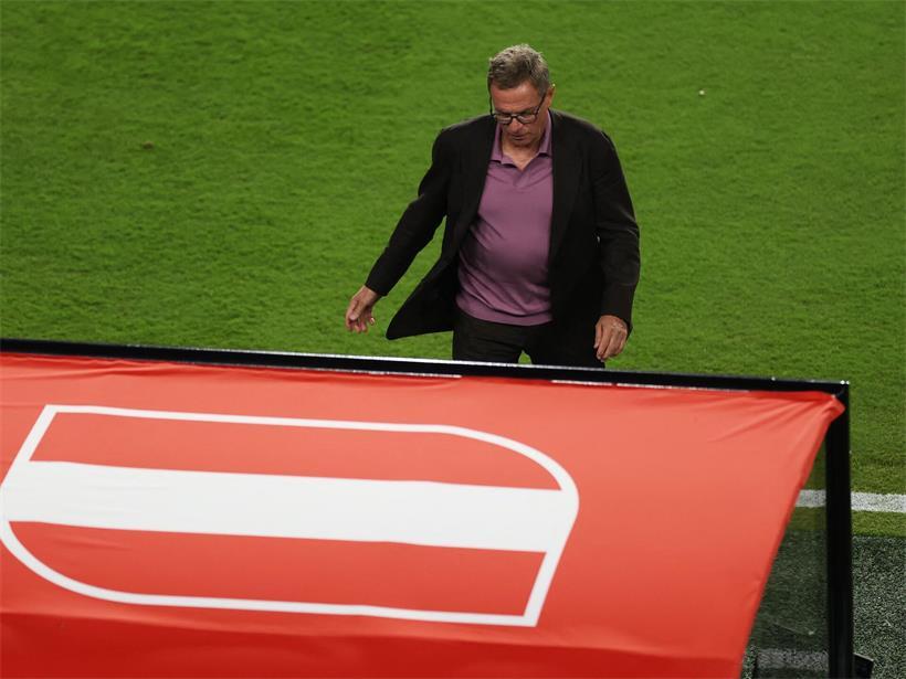 Ralf Rangnick und das österreichische Fußballteam beim Spiel gegen Argentinien am Montag, EM 2024