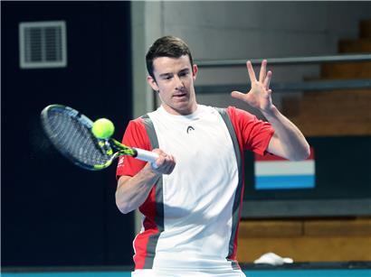 Raphaël Calzi, Alex Knaff und Chris Rodesch spielen gemeinsam Handball in der Coque Luxemburg