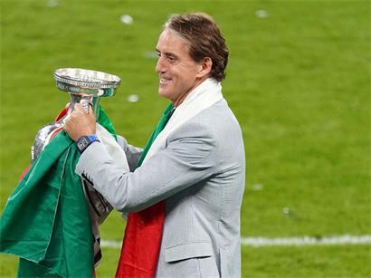 Roberto Mancini soll Italien zu alter Stärke zurückführen