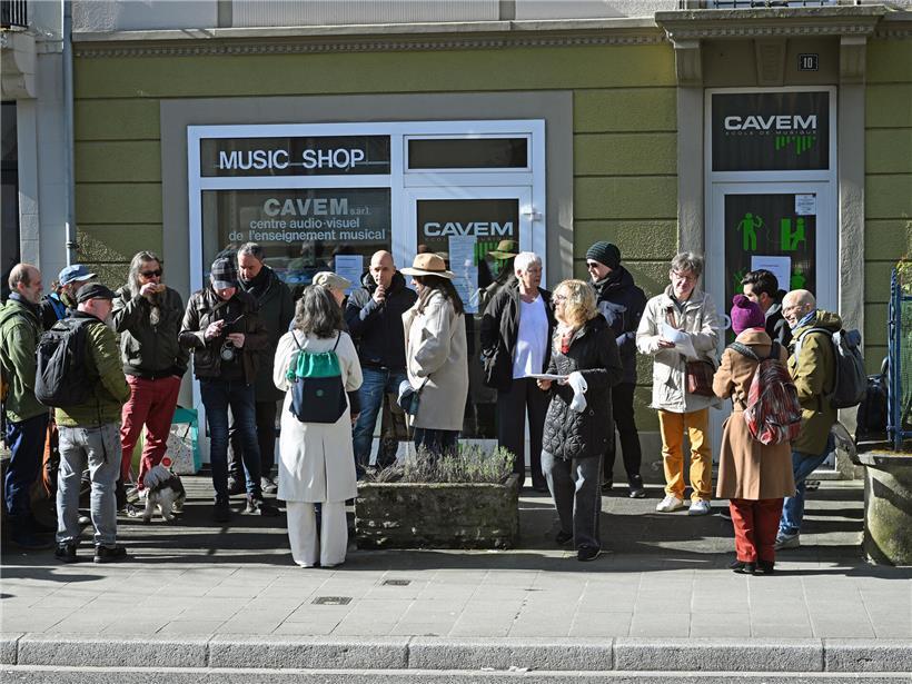 Gebäudebesitzer in Bonneweger rue des Trevires bietet Räume zur langfristigen Vermietung an Musikschule an