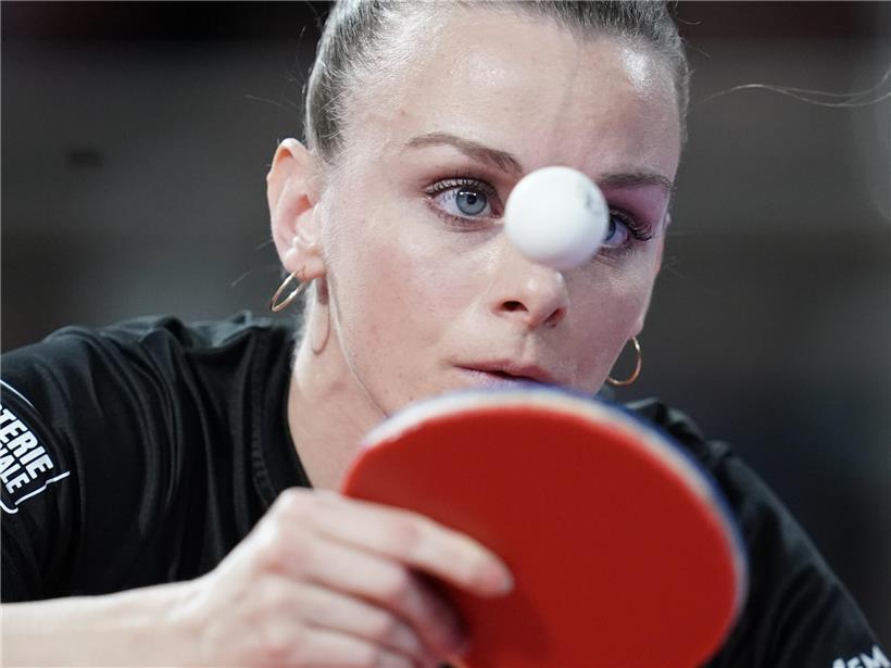 Sarah De Nutte feiert voraussichtlich ihren zwölften Einzeltitel im Darts in Bartringen