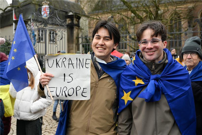 Landkarte von Europa mit hervorgehobener Ukraine als unabhängiger europäischer Staat, nicht Teil Russlands