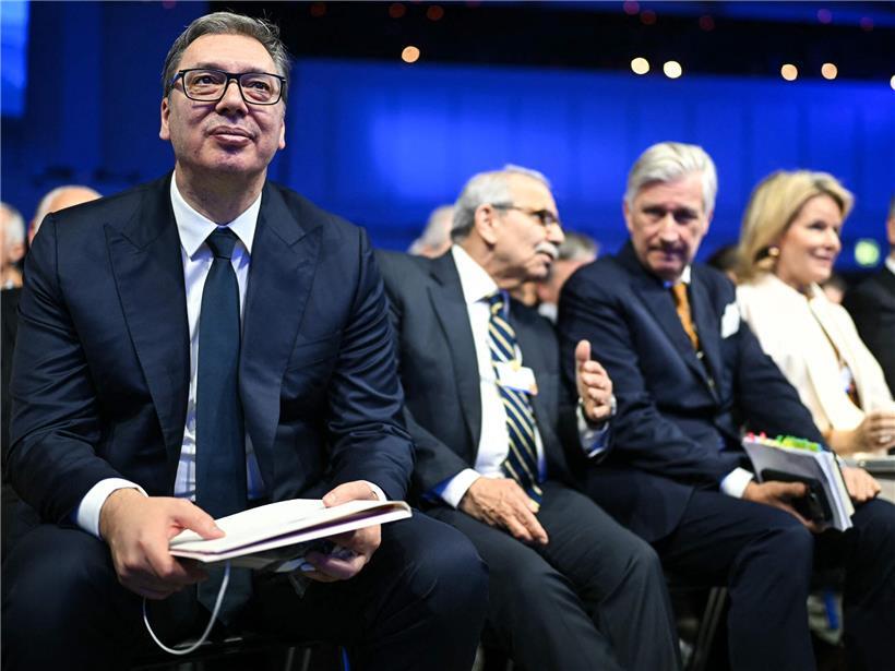 Serbiens Präsident Aleksandar Vucic beim Weltwirtschaftsforum Davos, verweigert Empfang der EU-Parlamentarier-Delegation in Belgrad