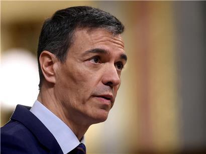 Spaniens Premierminister Pedro Sánchez warnt vor globaler Bedrohung bei internationaler Konferenz