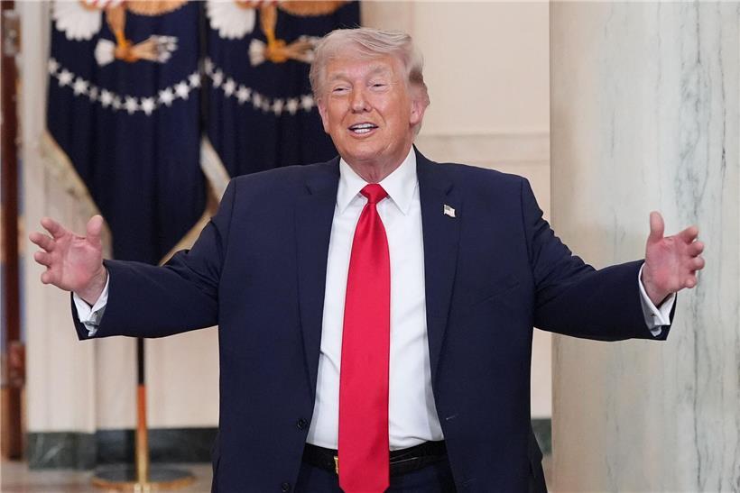 Donald Trump ohne glaubwürdige Erklärung für Angriff auf Iran, politische Unsicherheit und internationale Spannungen