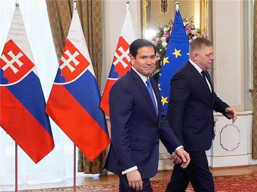 US-Au‘enminister Marco Rubio (l.) traf in Bratislava unter anderem den slowakischen Regierungschef Robert Fico