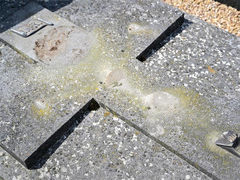 108 Gräber beschädigt: Diebe hatten es auf Metall abgesehen