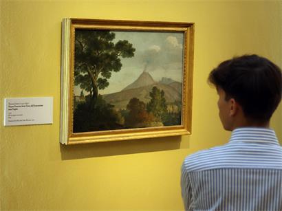 Vue sur le Vésuve: aux XVIIᵉ et XVIIIᵉ siècles, le „Grand Tour“ constitue l’ultime étape de l’éducation des jeunes aristocrates britanniques