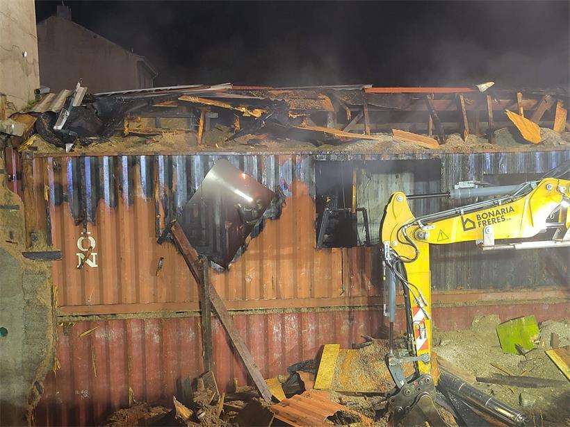 Brand im Escher „Benu Village“ – Löscharbeiten bis spät in die Nacht