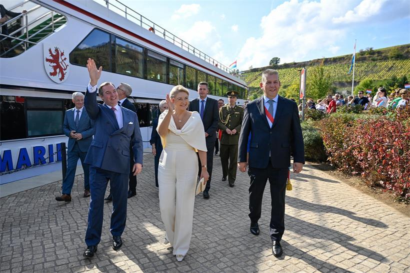 Ehnen empfängt Guillaume und Stéphanie mit viel Herzlichkeit