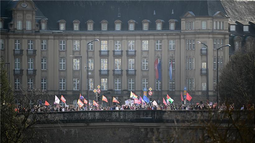 Beim „Fraestreik“ am 8. März rücken Aktivist*innen die körperliche und mentale Gesundheit von Frauen