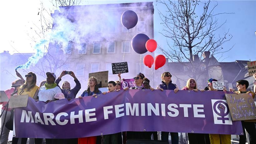 Beim „Fraestreik“ am 8. März rücken Aktivist*innen die körperliche und mentale Gesundheit von Frauen