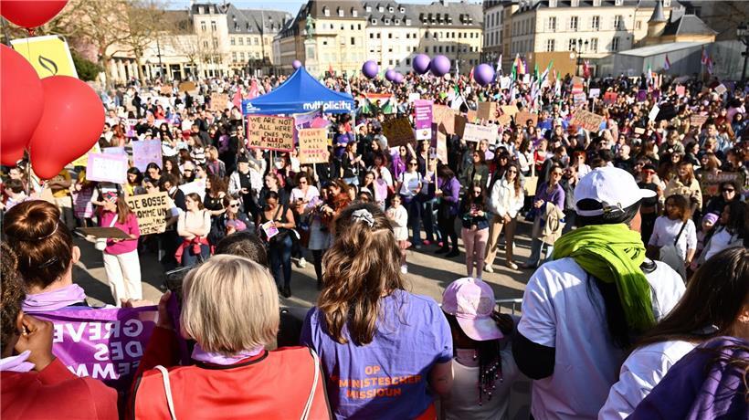 Beim „Fraestreik“ am 8. März rücken Aktivist*innen die körperliche und mentale Gesundheit von Frauen