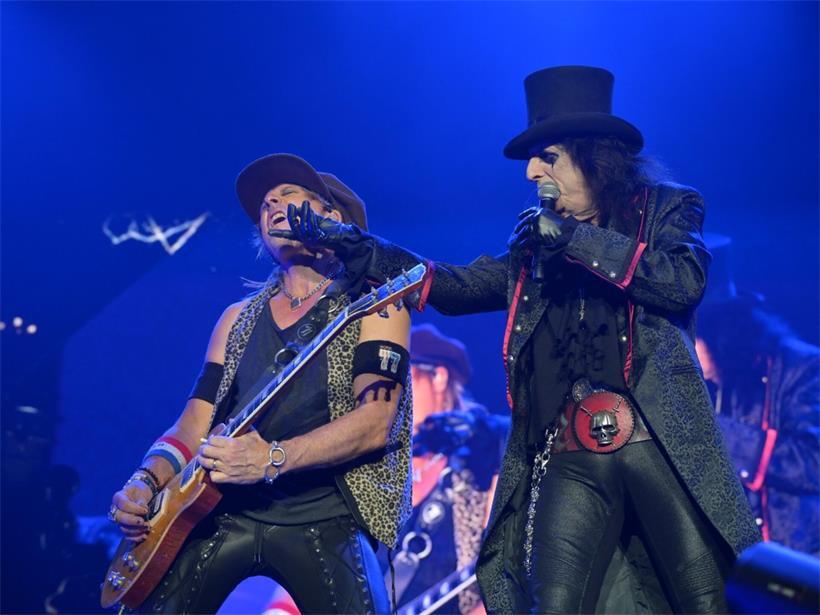 Rock-Legende Alice Cooper bringt Rockhal zum Beben
