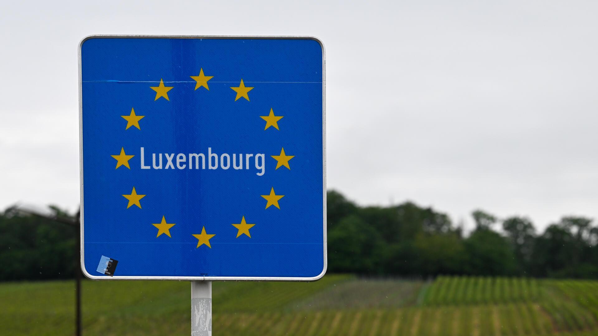 Wer aus einem Drittstaat kommt und länger in Luxemburg bleiben möchte, muss sich mit langwierigen bürokratischen Prozeduren auseinandersetzen