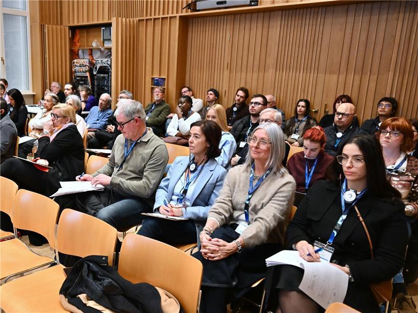 Escher Pilotprogramm Assemblée citoyenne zeigt Bürger bei Projektentwicklung für erfolgreiche Gemeindefortschritte