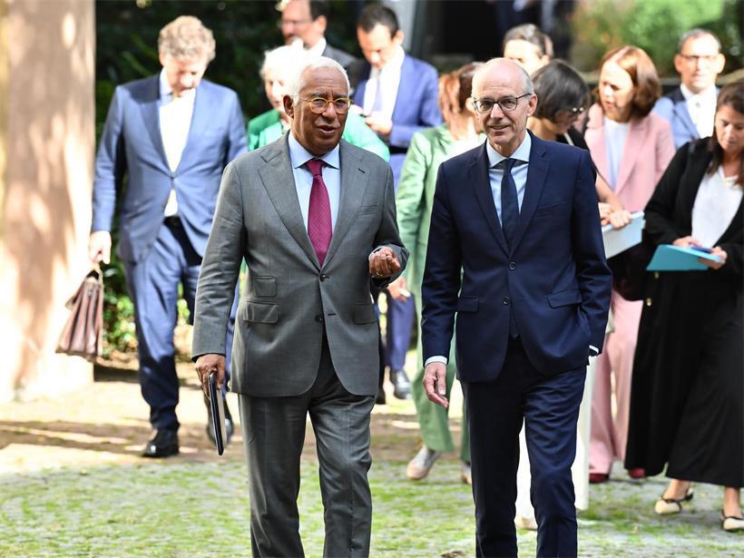Will ein Gefühl für die Lage in jedem einzelnen Mitgliedstaat haben: EU-Ratspräsident António Costa (l.), zu Besuch bei Luc Frieden