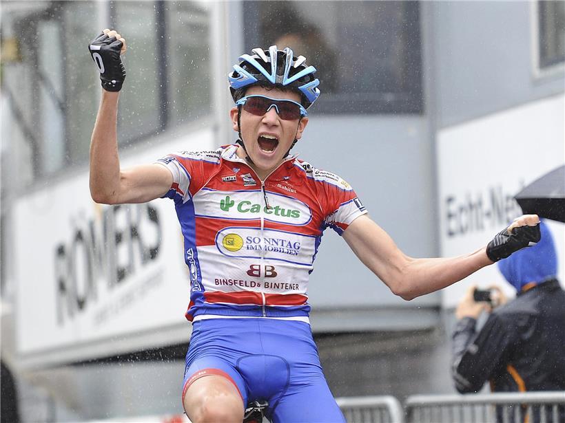 Michel Ries feiert 2014 als Débutants Landesmeister den Beginn seiner Karriere im Motorsport